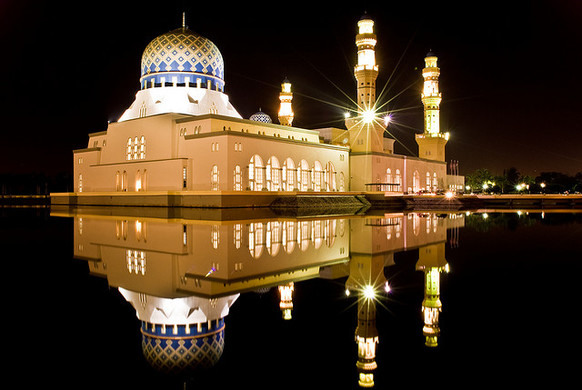 HD Quality Wallpaper | Collection: Religious, 582x390 Kota Kinabalu City Mosque