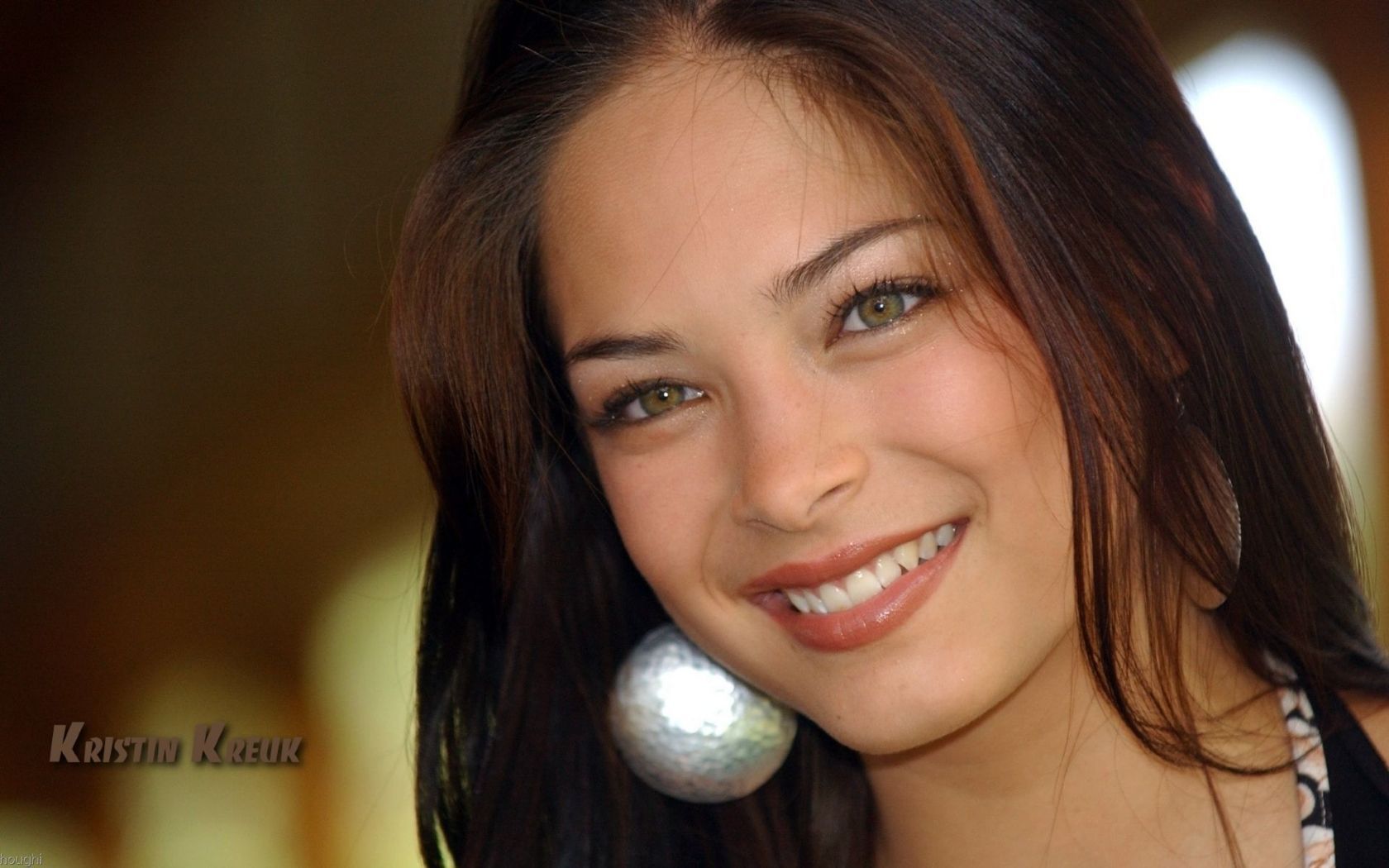 Amazing Kristin Kreuk Pictures & Backgrounds