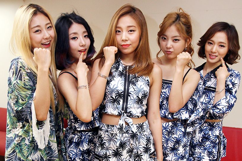 Amazing Ladies' Code Pictures & Backgrounds