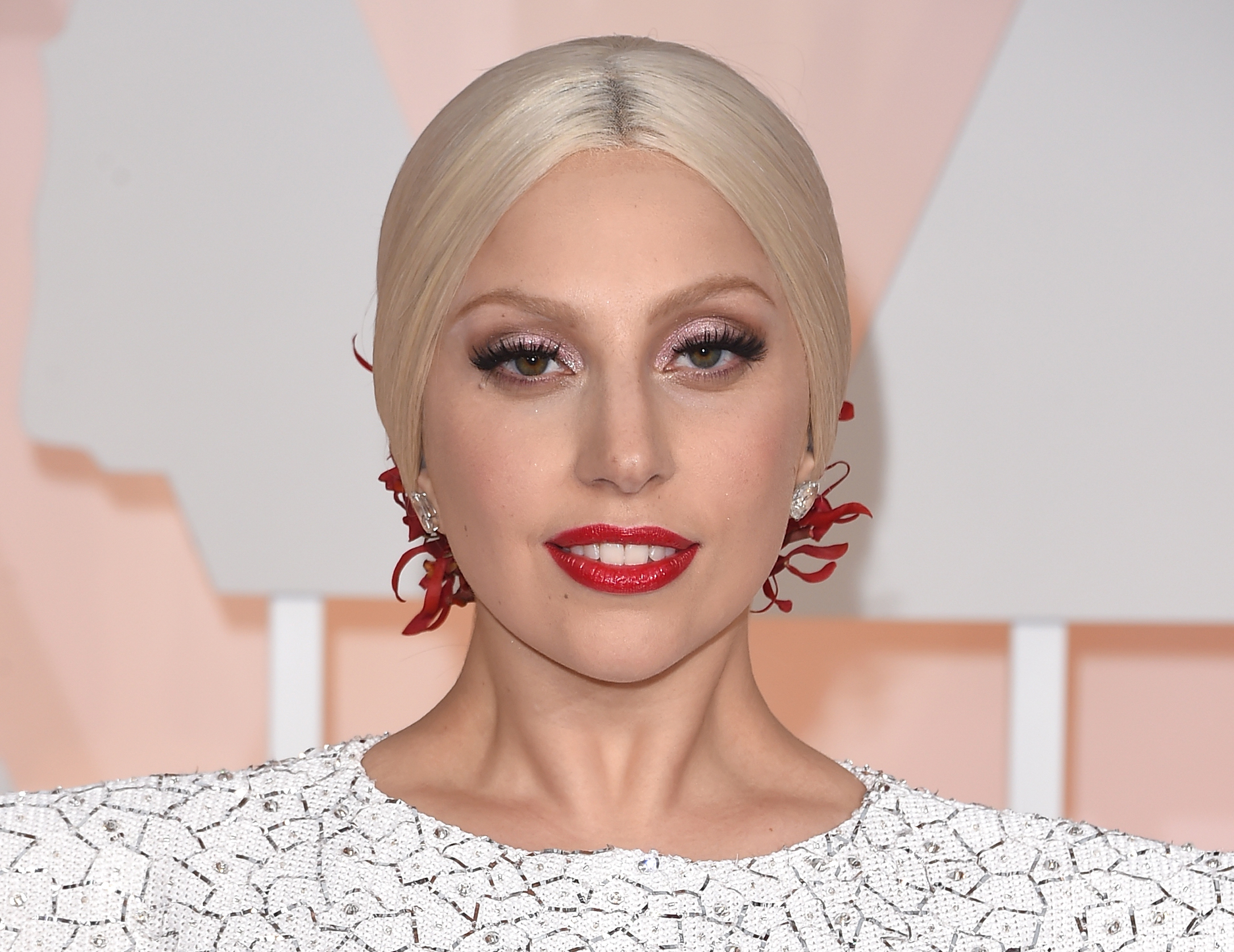 Amazing Lady Gaga Pictures & Backgrounds