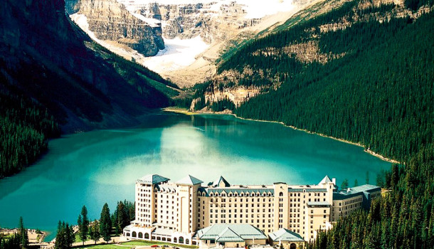 Nice Images Collection: Lake Louise Desktop Wallpapers
