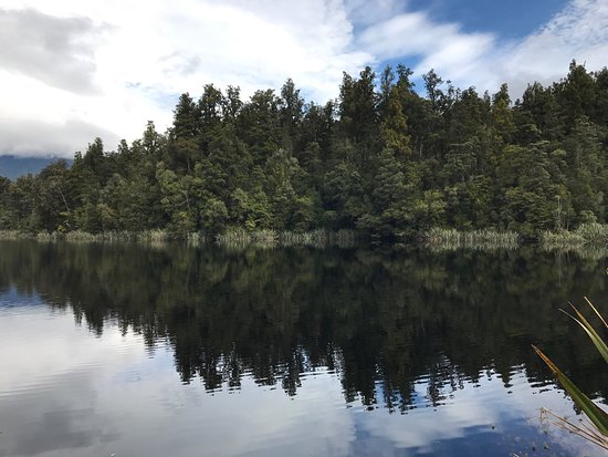 Amazing Lake Matheson Pictures & Backgrounds
