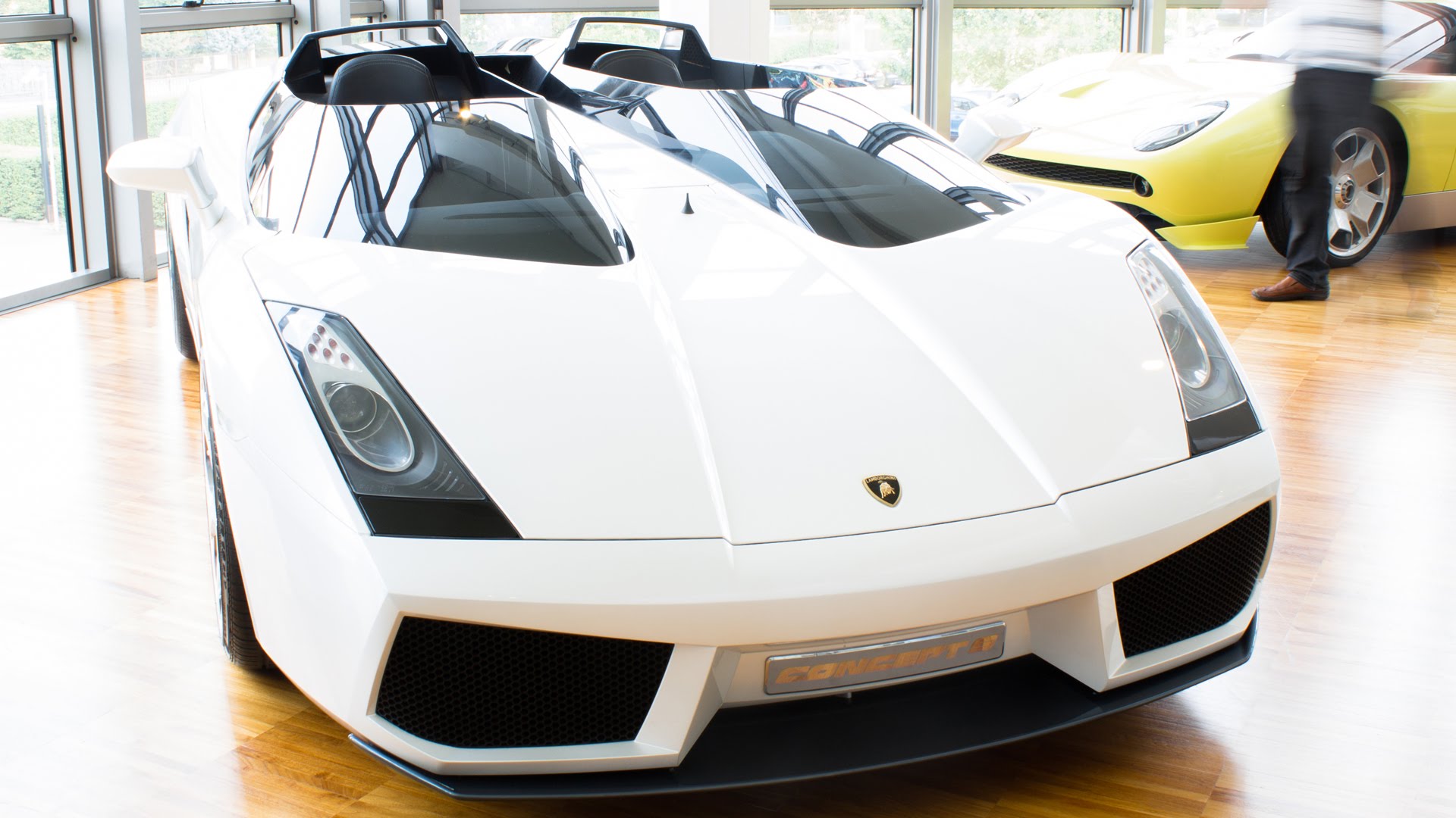 Amazing Lamborghini Concept S Pictures & Backgrounds
