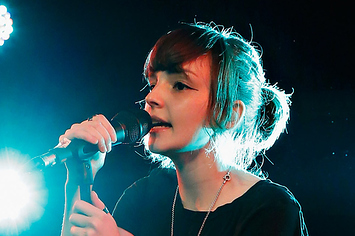 HD Quality Wallpaper | Collection: Music, 355x236 Lauren Mayberry
