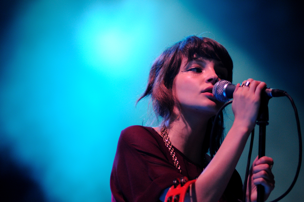 Images of Lauren Mayberry | 1000x664