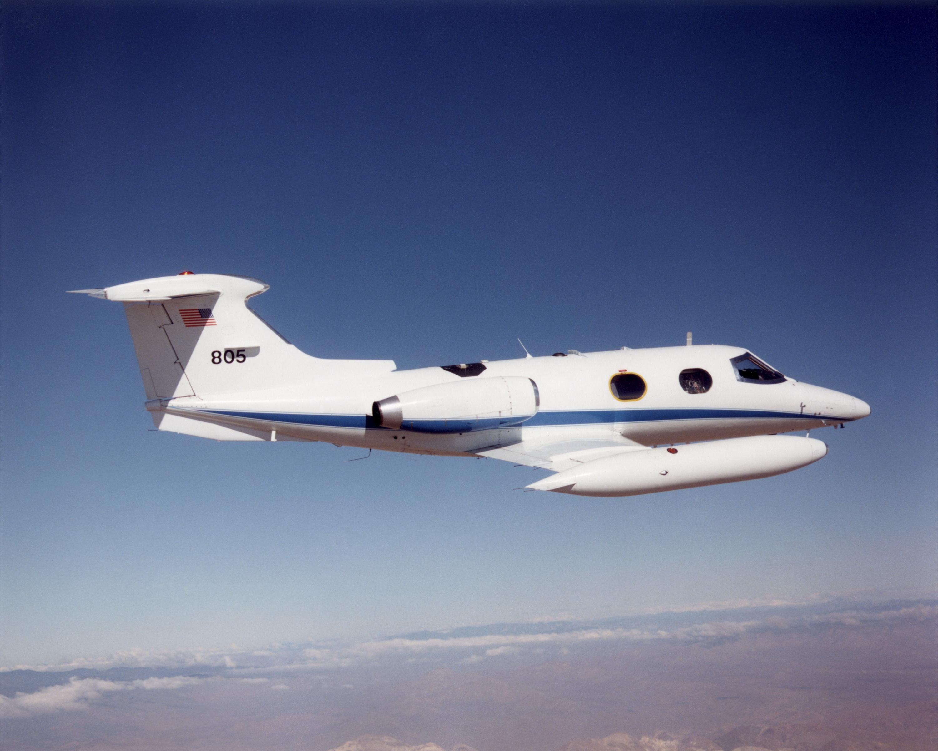 Learjet High Quality Background on Wallpapers Vista