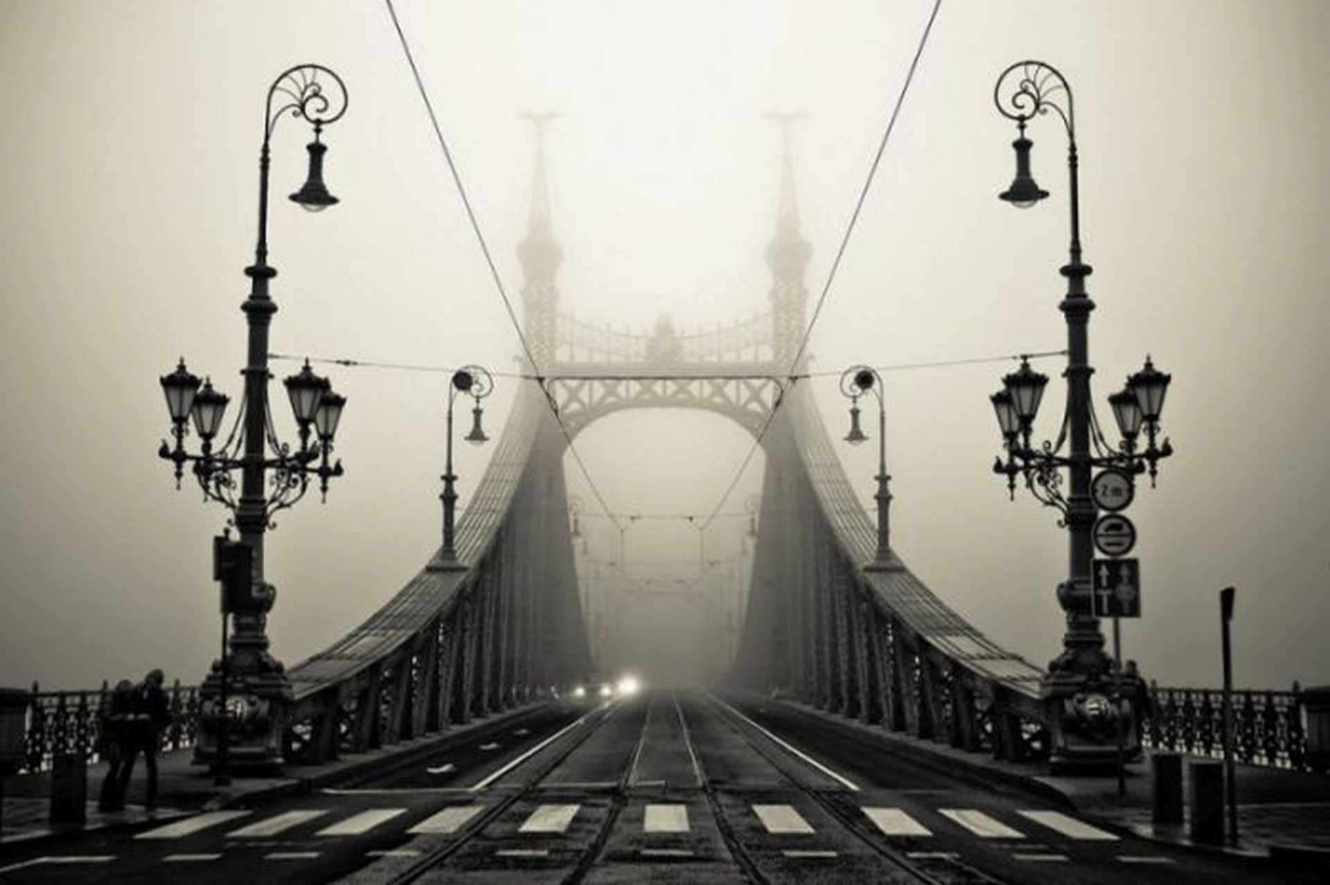 Liberty Bridge, Budapest Backgrounds on Wallpapers Vista