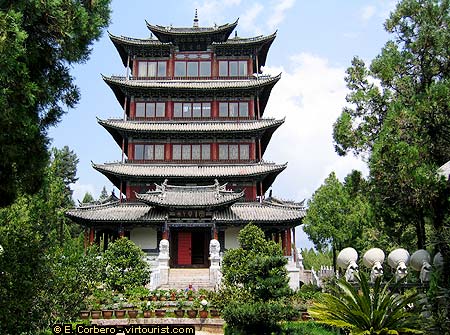 Lijiang Pagoda Pics, Religious Collection