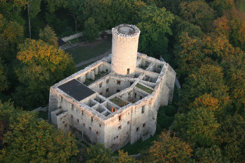 Lipowiec Castle #24