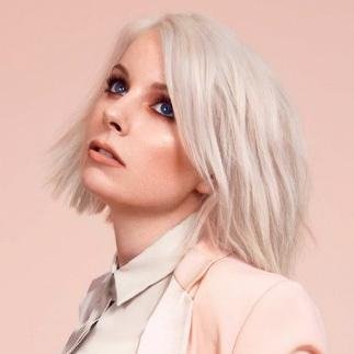 323x323 > Little Boots Wallpapers