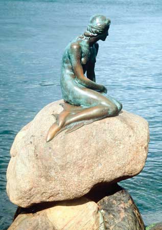 Images of Little Mermaid Statue | 317x450