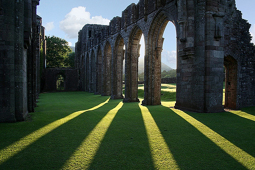 HD Quality Wallpaper | Collection: Man Made, 500x333 Llanthony Priory