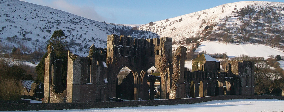 Amazing Llanthony Priory Pictures & Backgrounds
