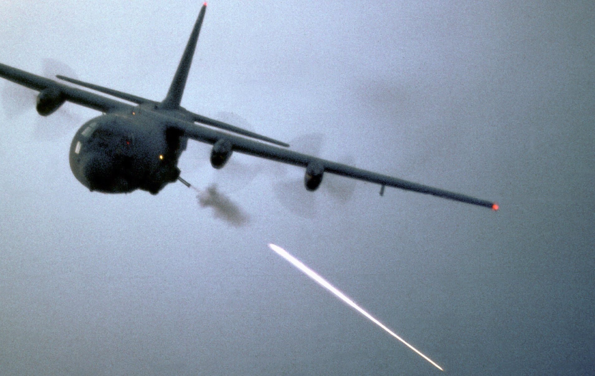 Amazing Lockheed AC-130 Pictures & Backgrounds