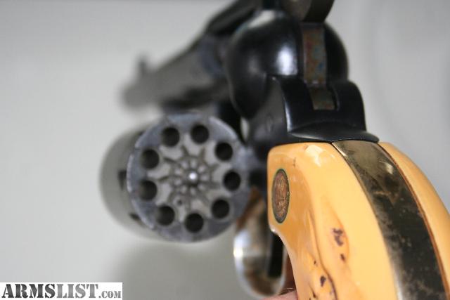 Images of Longhorn Revolver | 640x427