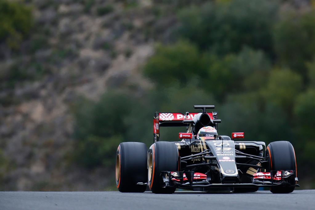 Lotus E23 Formula 1 #22