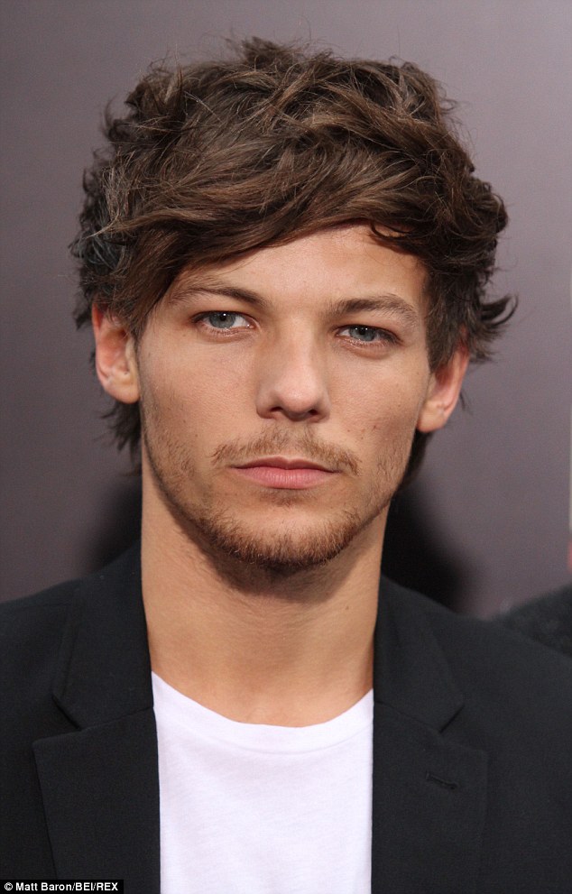 Nice wallpapers Louis Tomlinson 634x991px