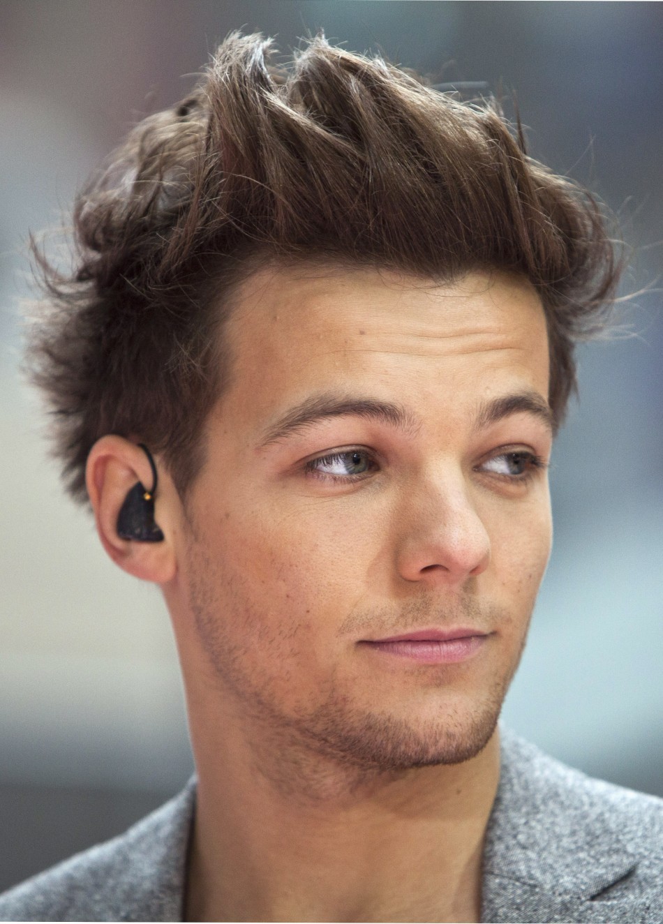Nice wallpapers Louis Tomlinson 950x1324px