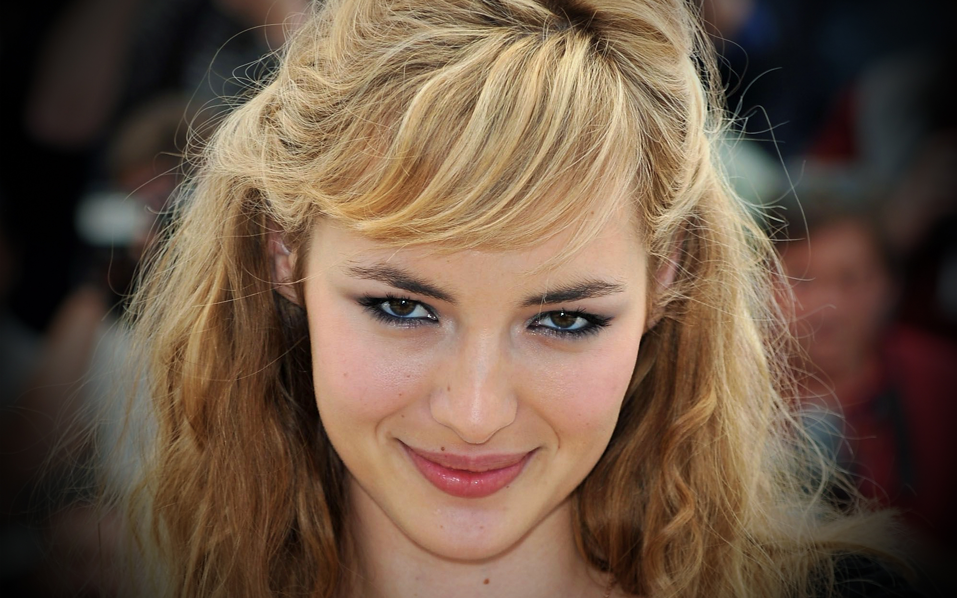 Nice Images Collection: Louise Bourgoin Desktop Wallpapers