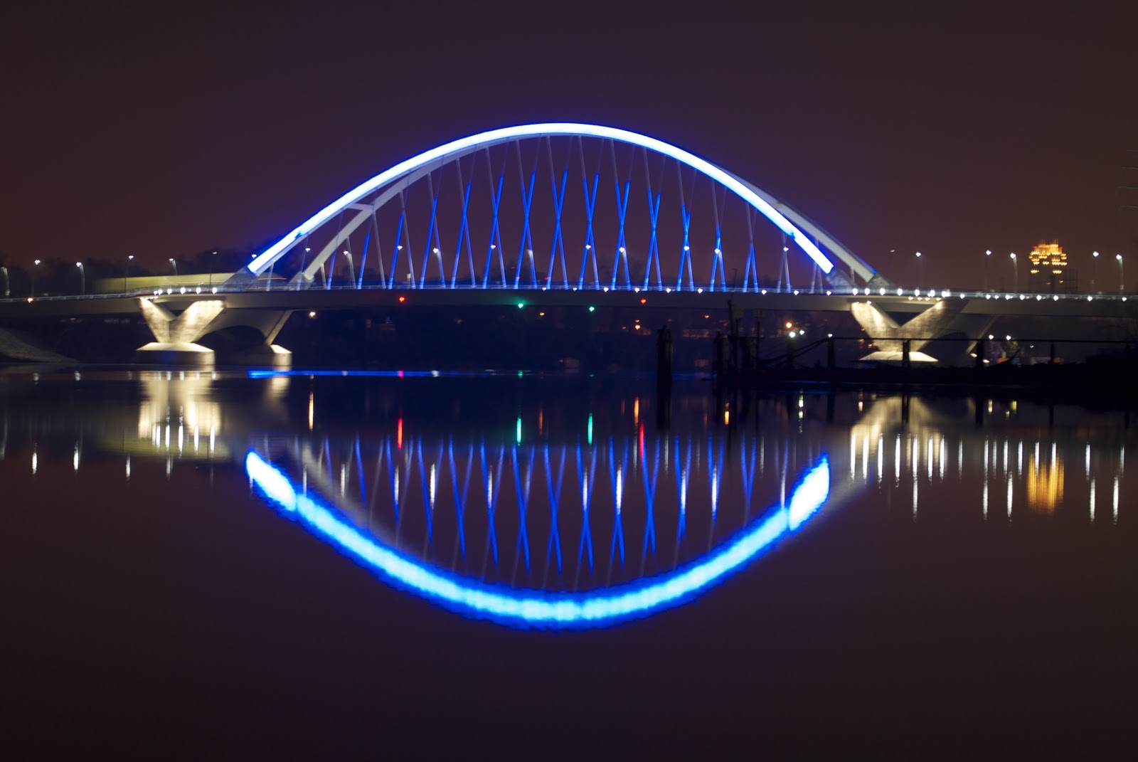Amazing Lowry Avenue Bridge Pictures & Backgrounds