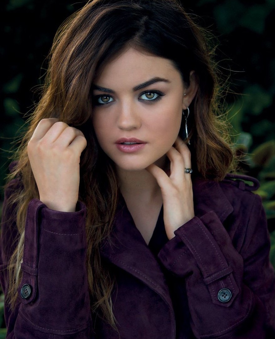 High Resolution Wallpaper | Lucy Hale 877x1083 px