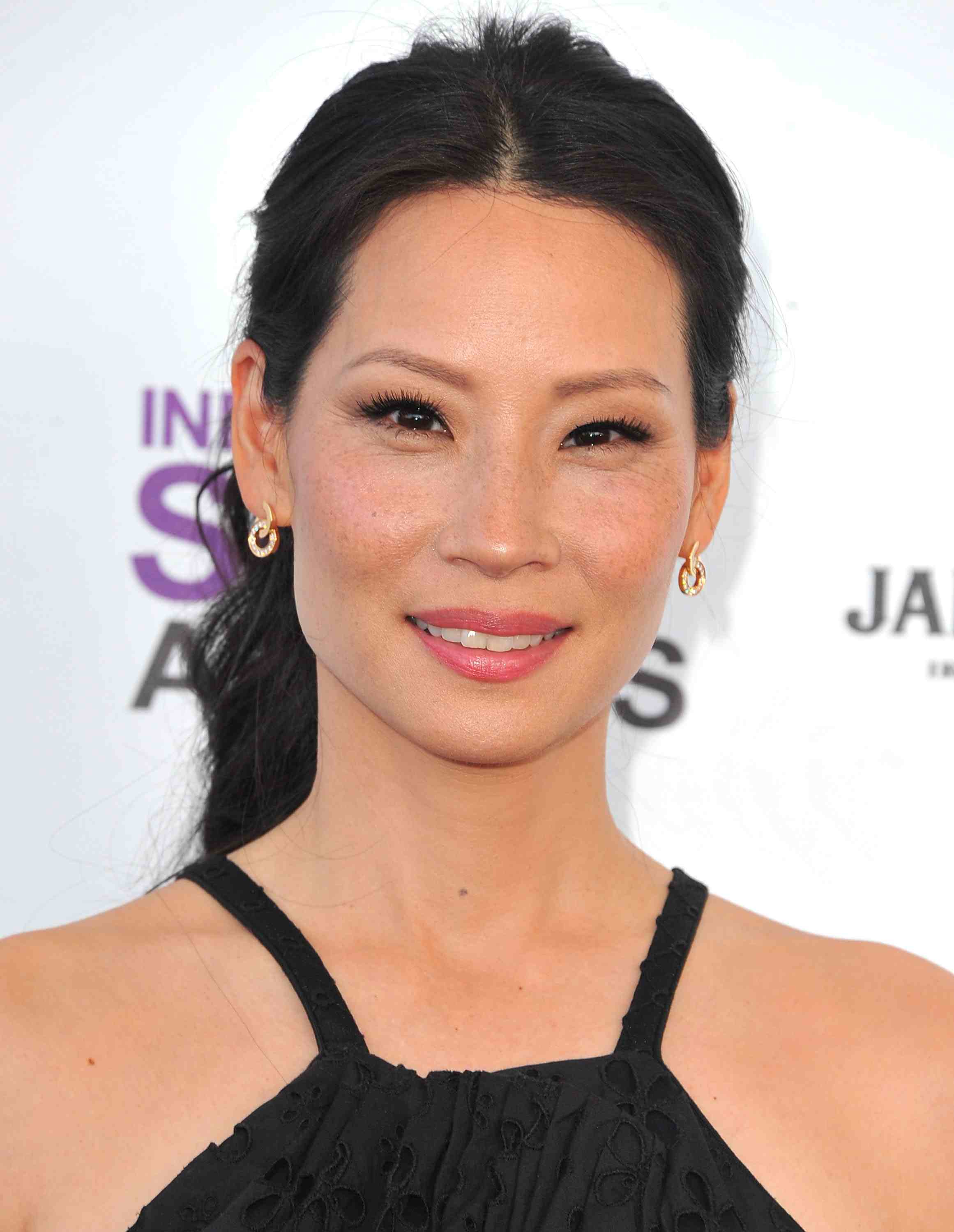 HQ Lucy Liu Wallpapers | File 196.73Kb