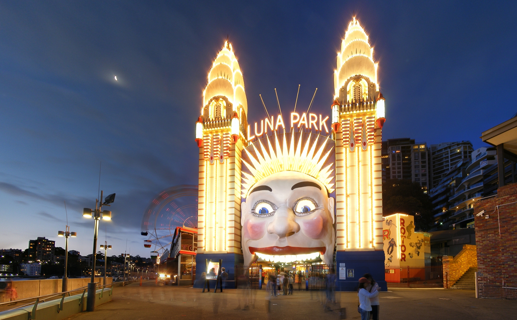 Luna Park #21
