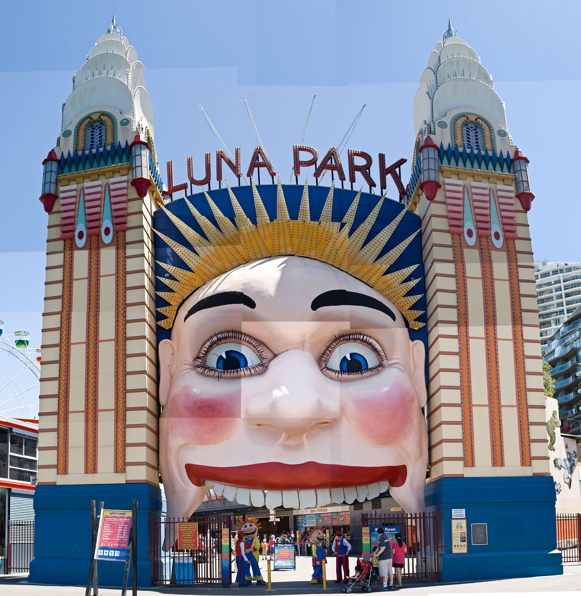 Luna Park Backgrounds on Wallpapers Vista