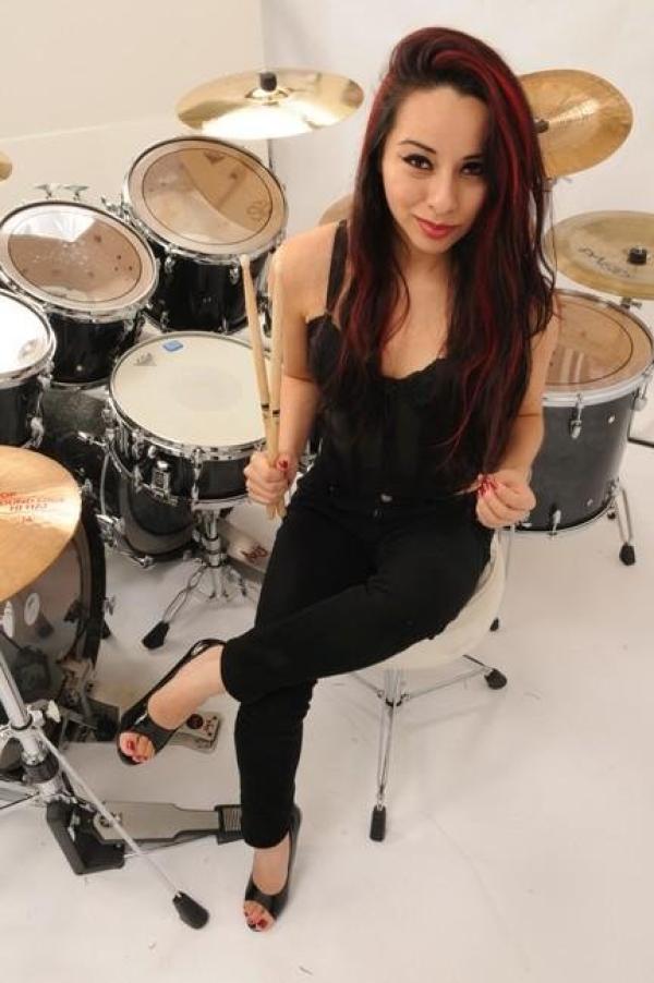 Lux Drummerette #16