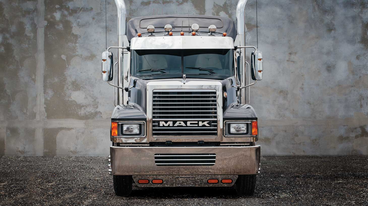 HD Quality Wallpaper | Collection: Vehicles, 1460x821 Mack Trucks