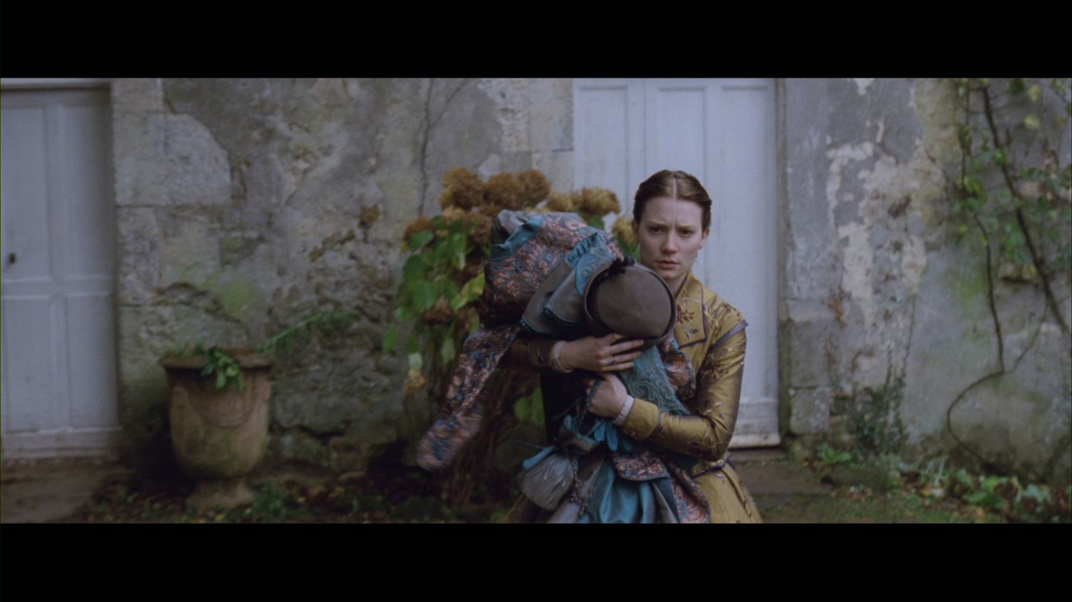 Amazing Madame Bovary (2015) Pictures & Backgrounds