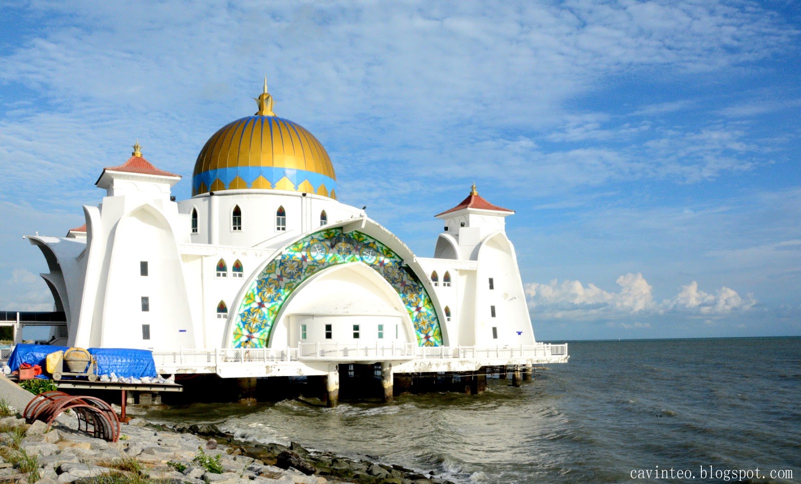 HD Quality Wallpaper | Collection: Religious, 1600x968 Malacca Straits Mosque