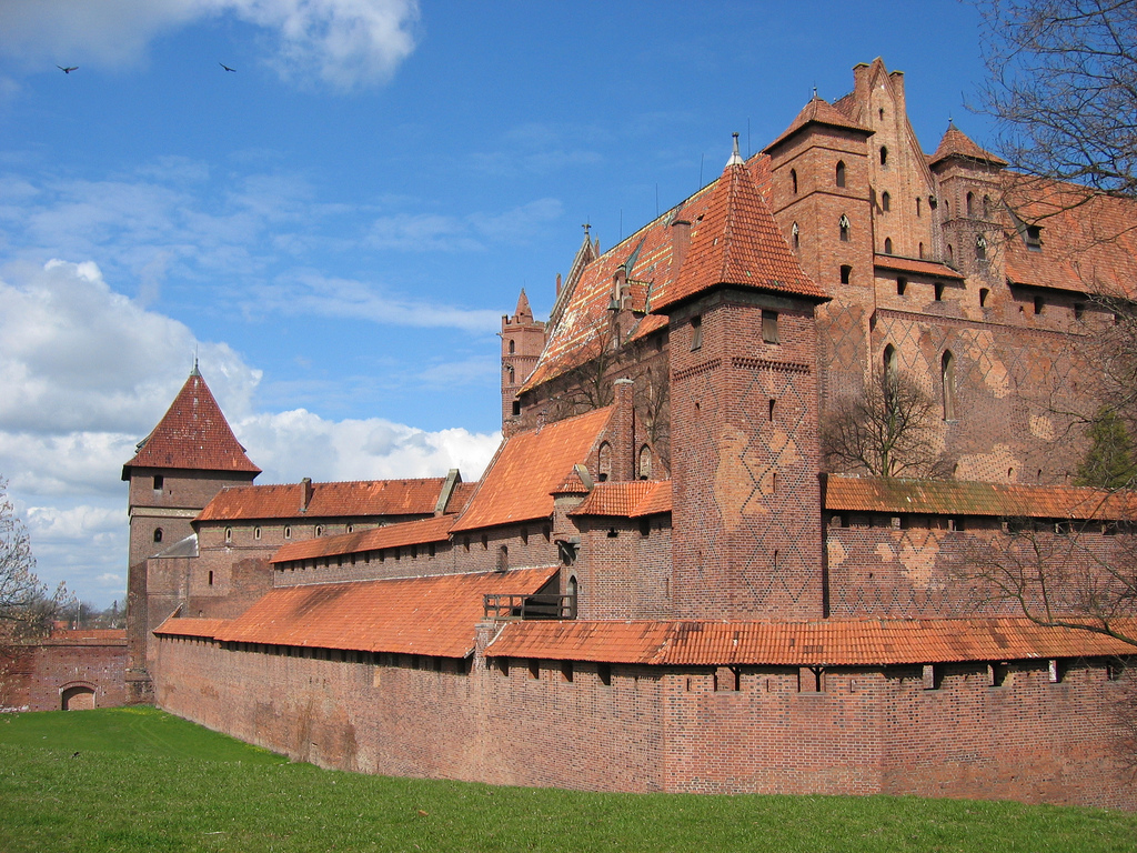 Malbork Castle HD wallpapers, Desktop wallpaper - most viewed