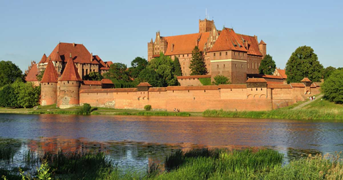 HD Quality Wallpaper | Collection: Man Made, 1202x630 Malbork Castle