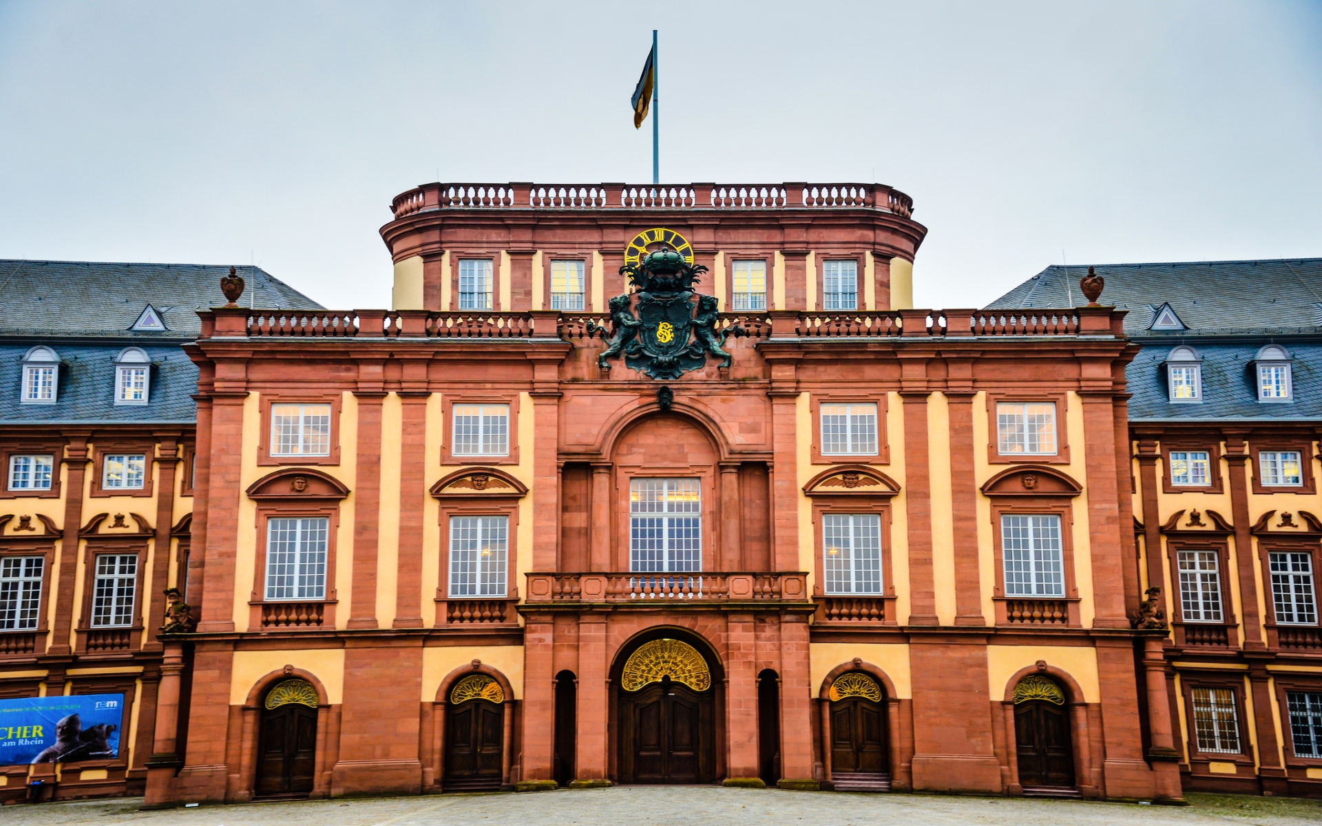 Mannheim Palace Backgrounds, Compatible - PC, Mobile, Gadgets| 1920x1200 px
