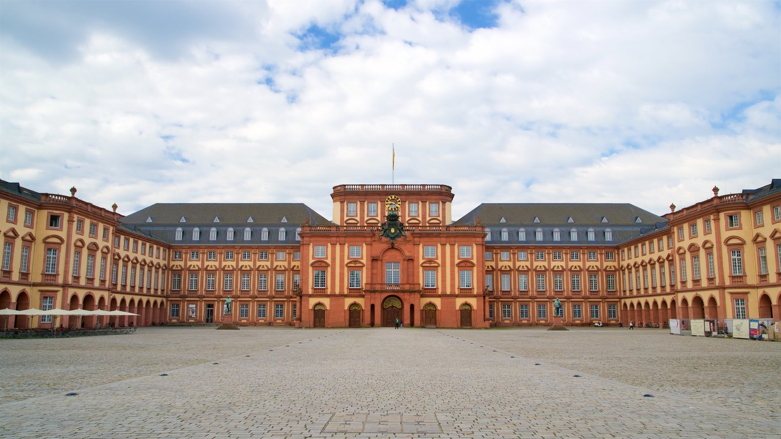 Mannheim Palace Backgrounds, Compatible - PC, Mobile, Gadgets| 1600x899 px