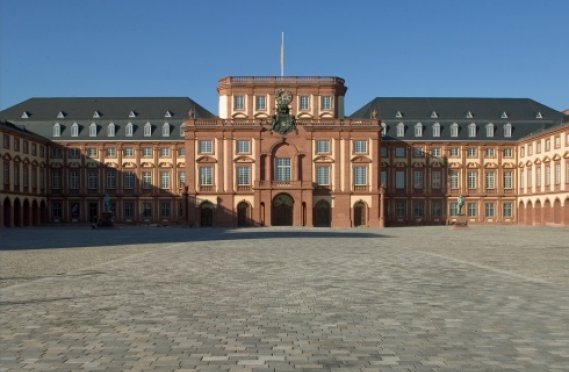 Mannheim Palace Backgrounds on Wallpapers Vista