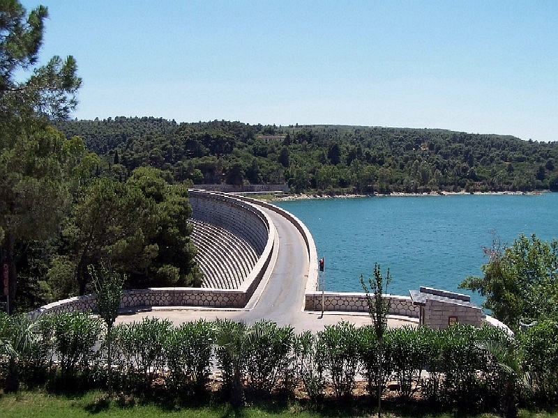 Marathon Dam #15