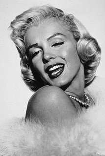 Amazing Marilyn Monroe Pictures & Backgrounds