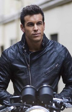 Mario Casas High Quality Background on Wallpapers Vista