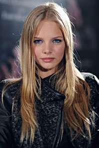Marloes Horst Backgrounds, Compatible - PC, Mobile, Gadgets| 198x297 px