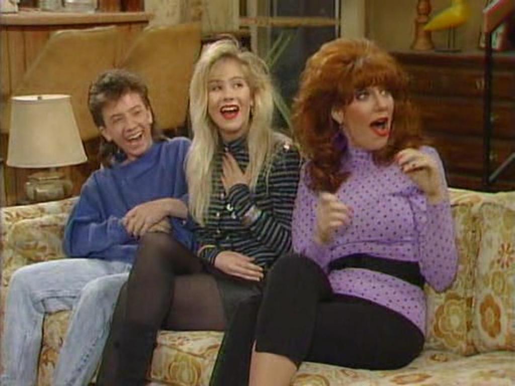 HQ Married ... With Children Wallpapers | File 70.71Kb