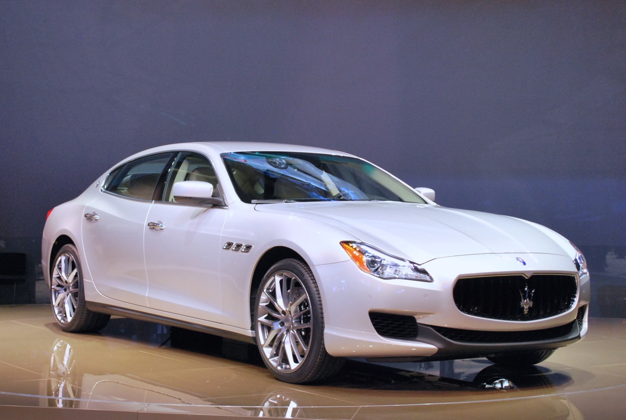 Nice Images Collection: Maserati Quattroporte Desktop Wallpapers