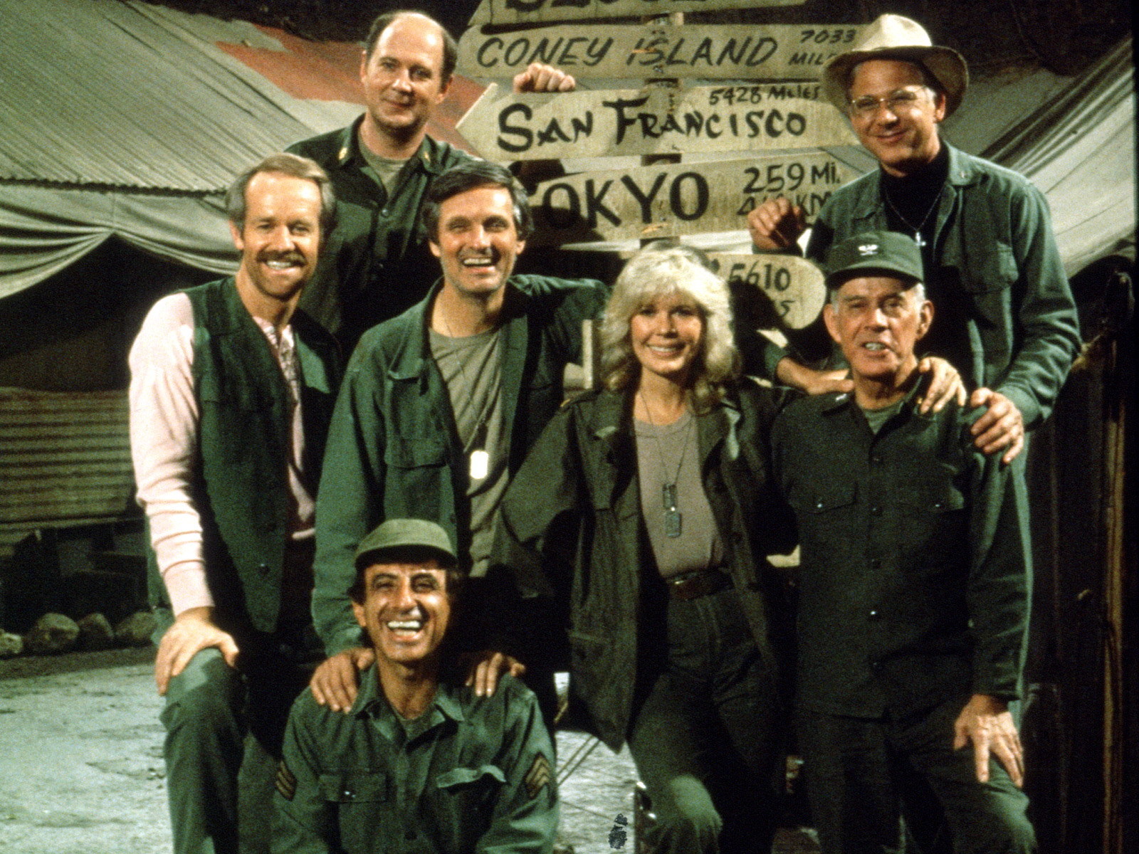 HQ M*a*s*h Wallpapers | File 583.18Kb