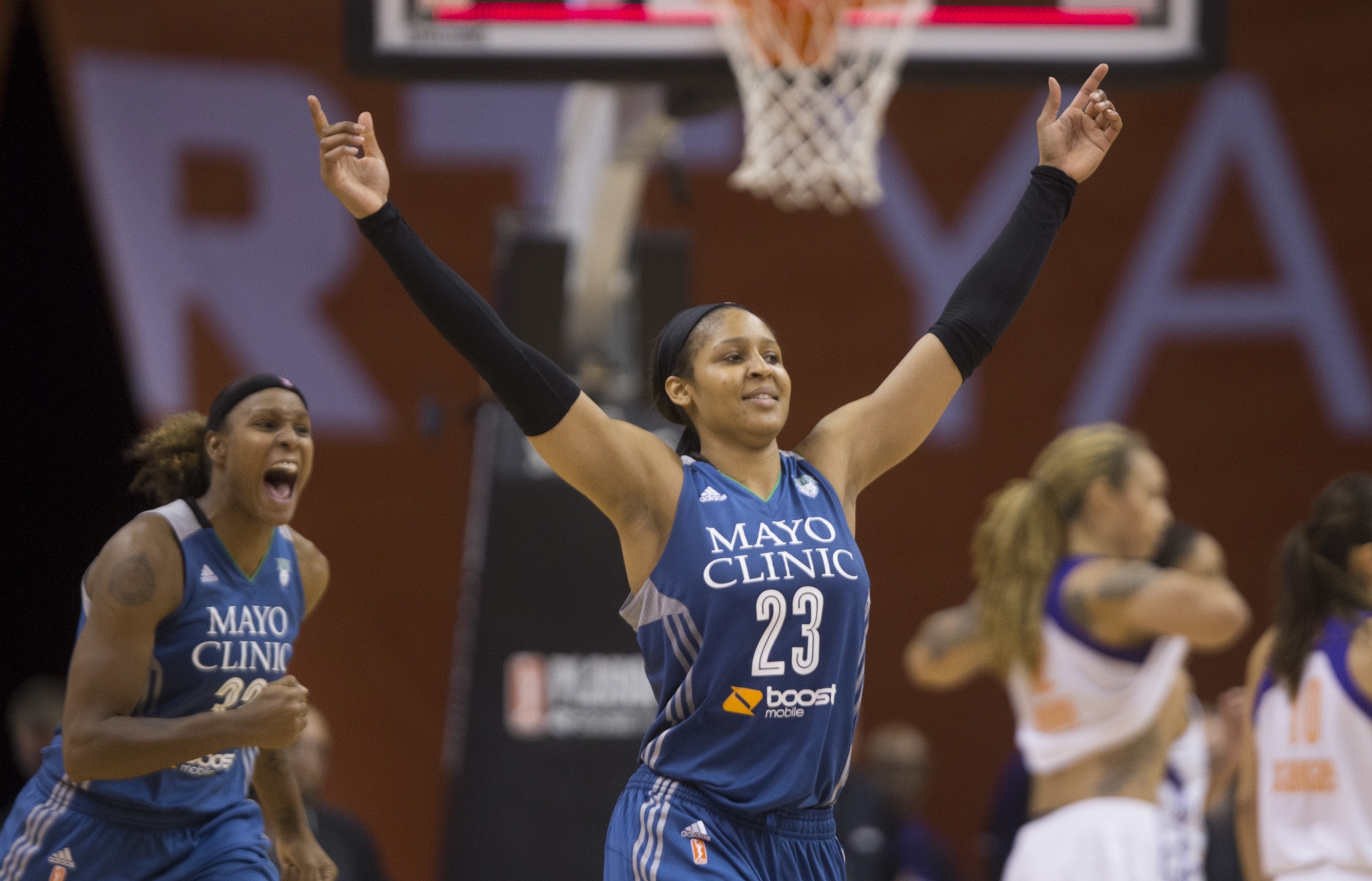 Amazing Maya Moore Pictures & Backgrounds