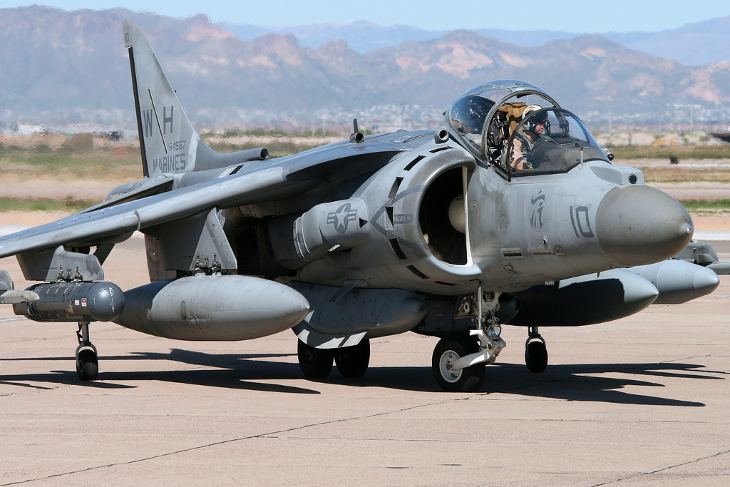 Amazing McDonnell Douglas AV-8B Harrier II Pictures & Backgrounds