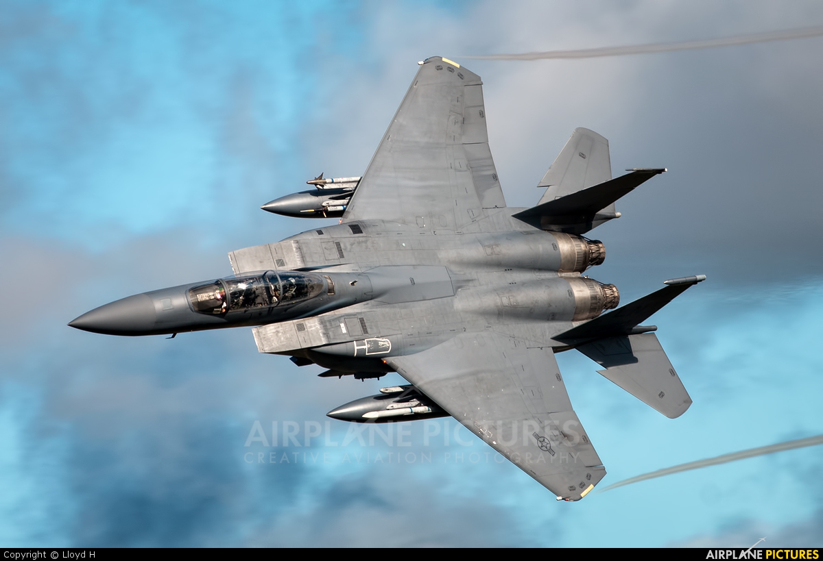 Nice Images Collection: McDonnell Douglas F-15E Strike Eagle Desktop Wallpapers