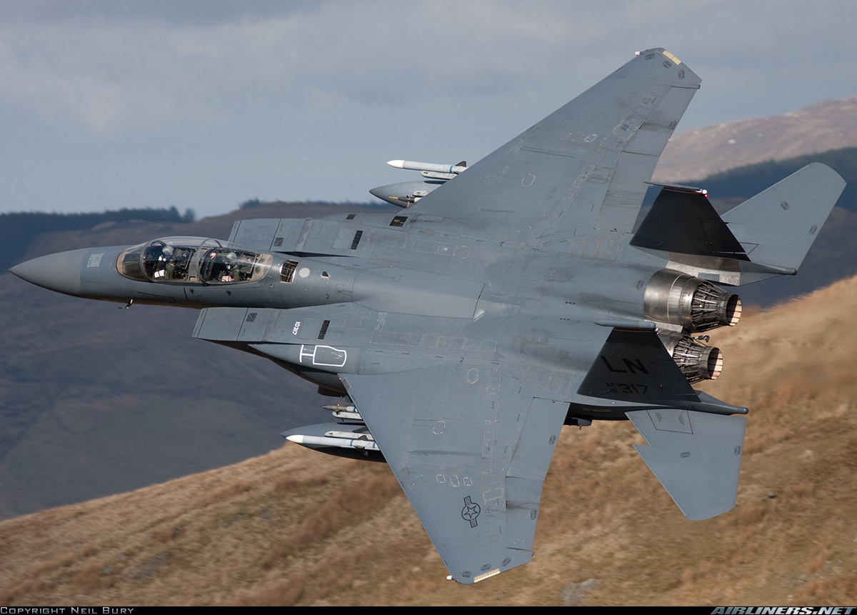 HQ McDonnell Douglas F-15E Strike Eagle Wallpapers | File 295.62Kb