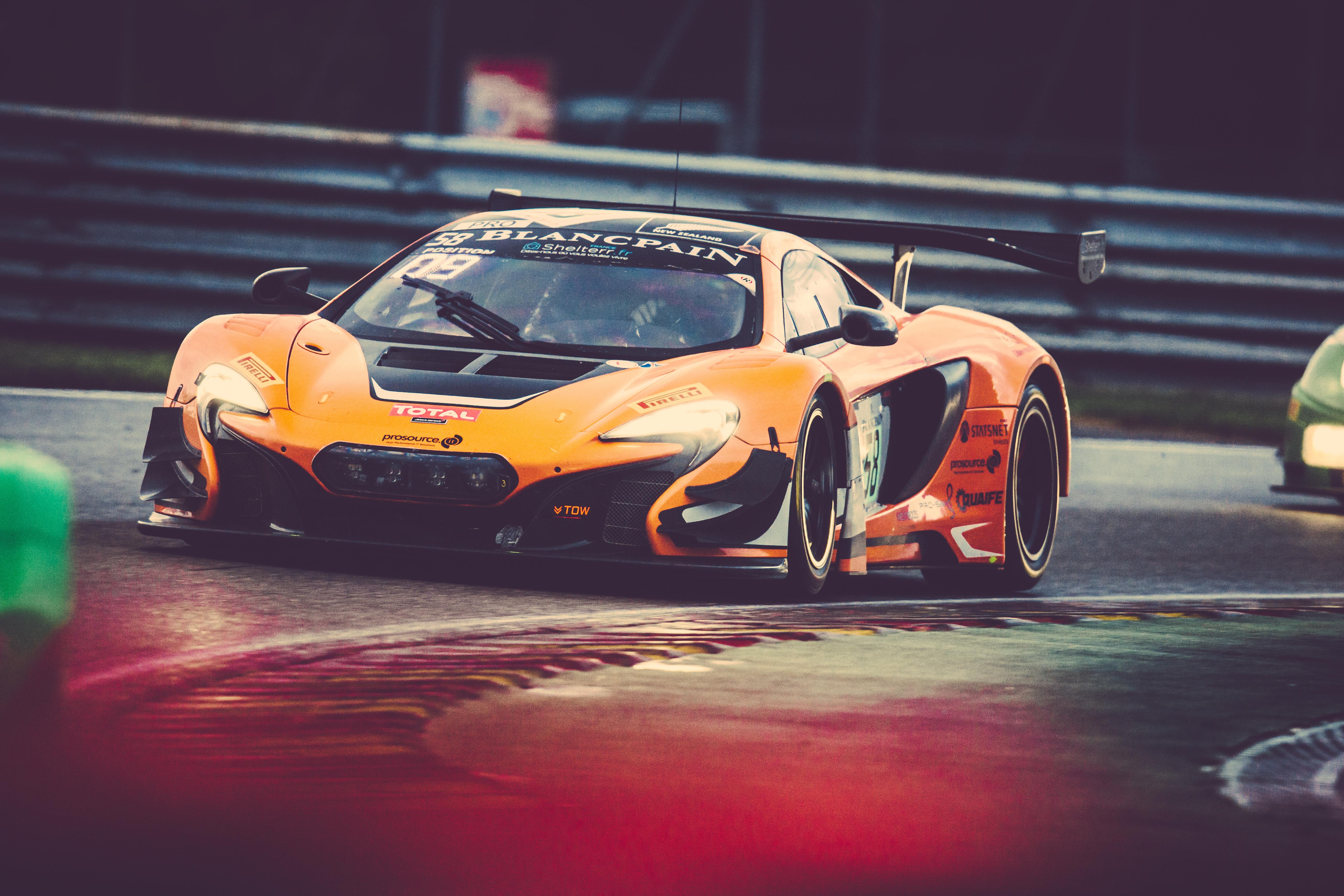 Amazing McLaren 650S GT3 Pictures & Backgrounds