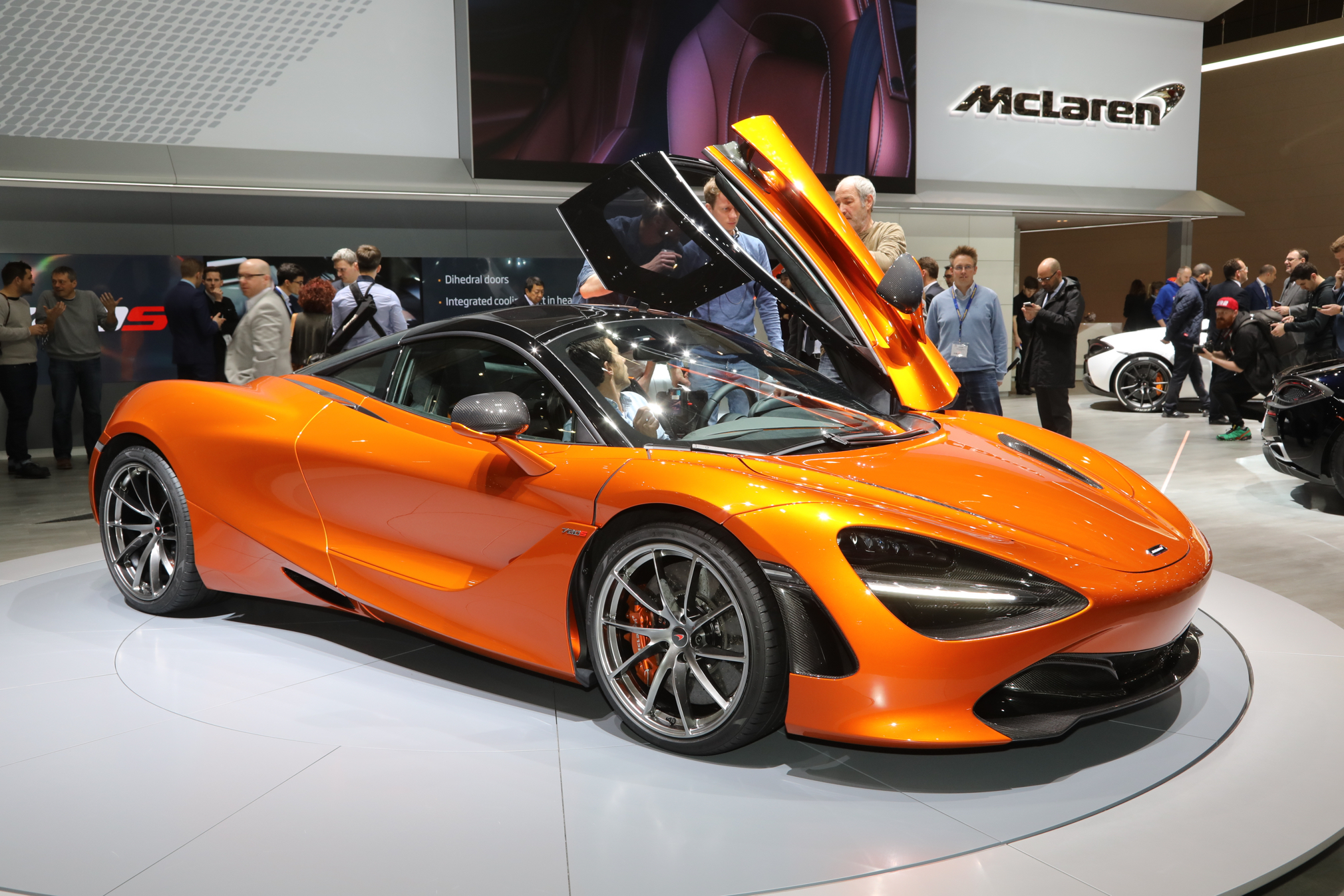 McLaren 720S #8